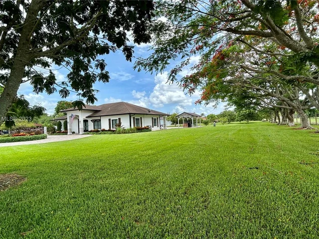 17290 SW 276th St, Homestead FL 33031