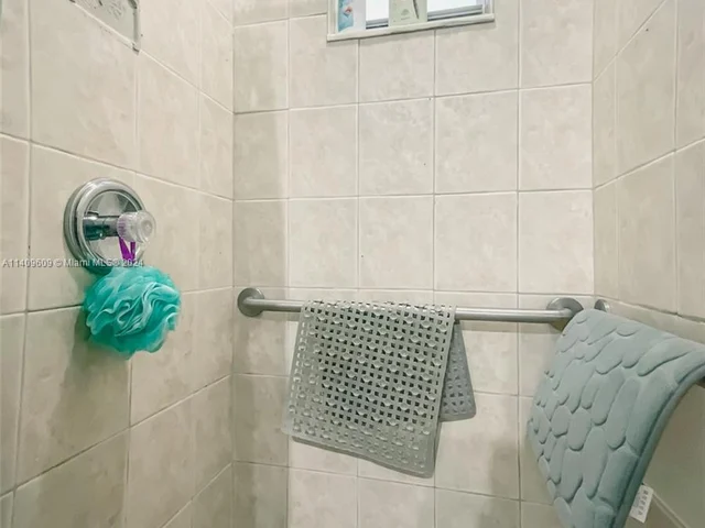 3682 SW 26th St # 1, Miami FL 33133