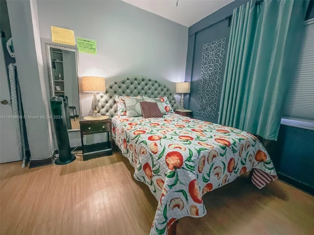 3682 SW 26th St # 1, Miami FL 33133