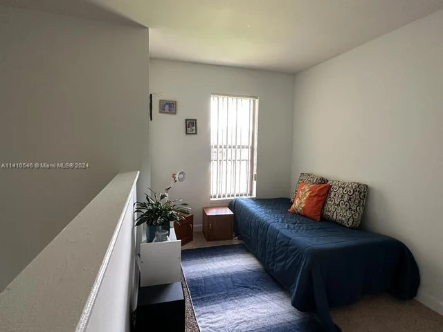 4098 N Pine Island Rd # 100, Sunrise FL 33351