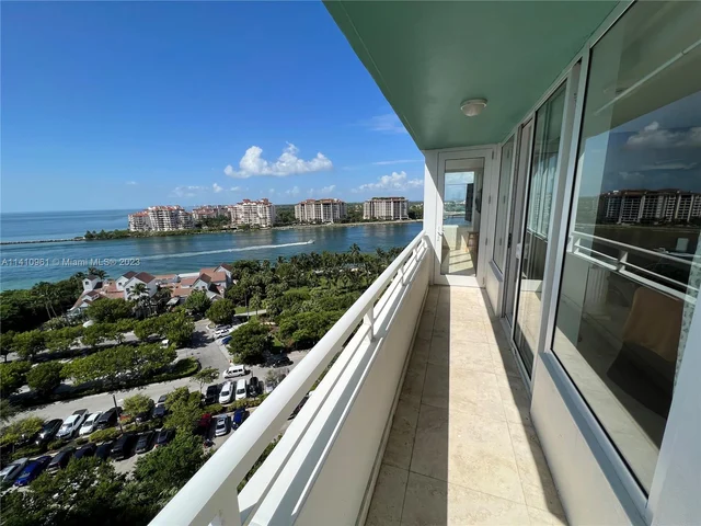 400 S POINTE DR # 1404, Miami Beach FL 33139