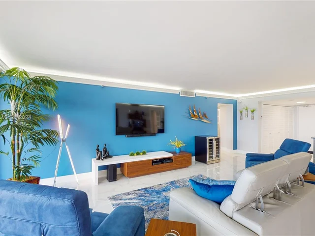 2480 Presidential Way # 1202, West Palm Beach FL 33401