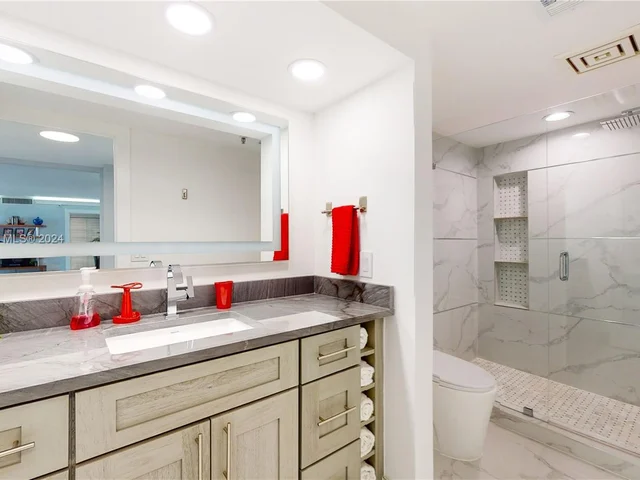 2480 Presidential Way # 1202, West Palm Beach FL 33401