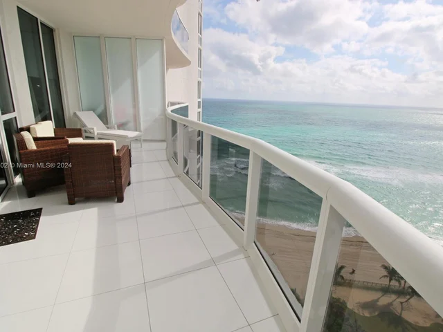 15811 Collins Ave # 1607, Sunny Isles Beach FL 33160