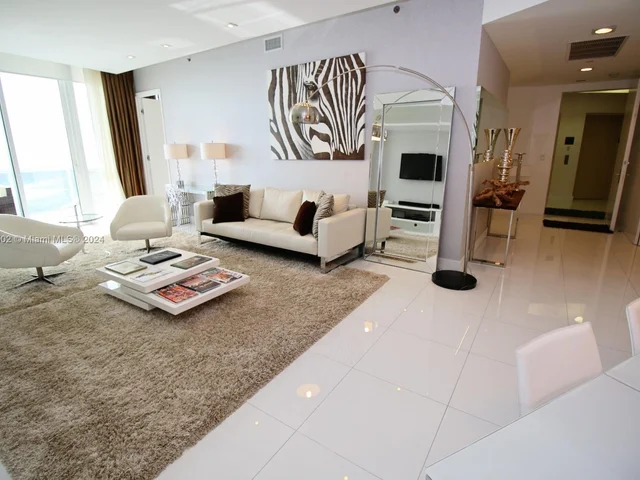 15811 Collins Ave # 1607, Sunny Isles Beach FL 33160