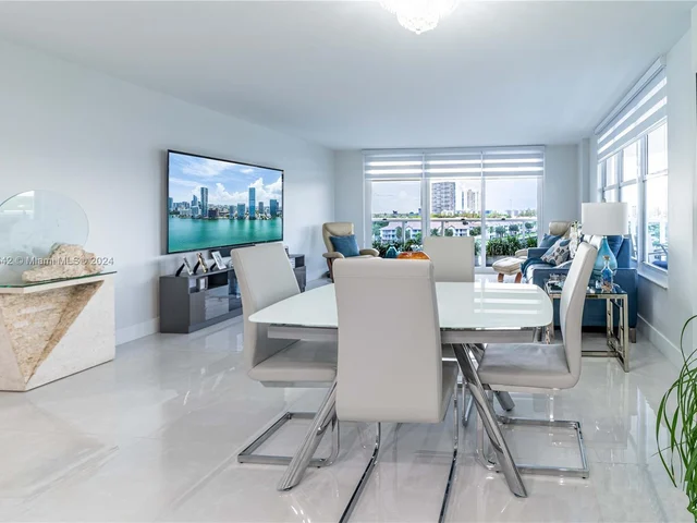 3800 S OCEAN DR # 621, Hollywood FL 33019