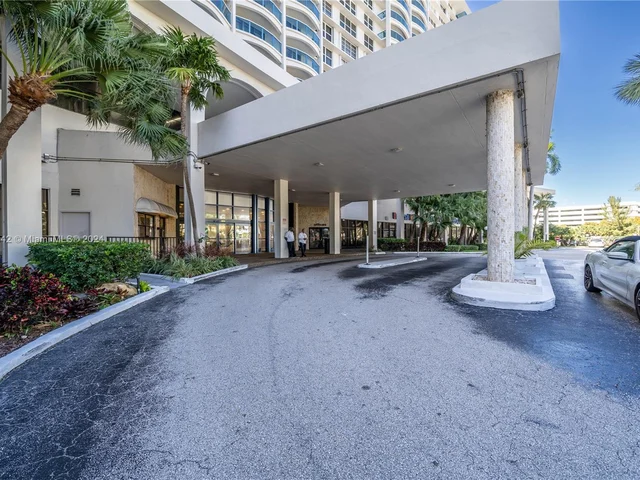 3800 S OCEAN DR # 621, Hollywood FL 33019