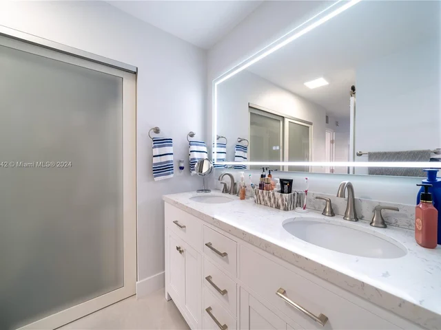 3800 S OCEAN DR # 621, Hollywood FL 33019