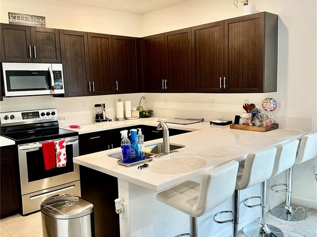 18106 SW 148th Rd, Miami FL 33187