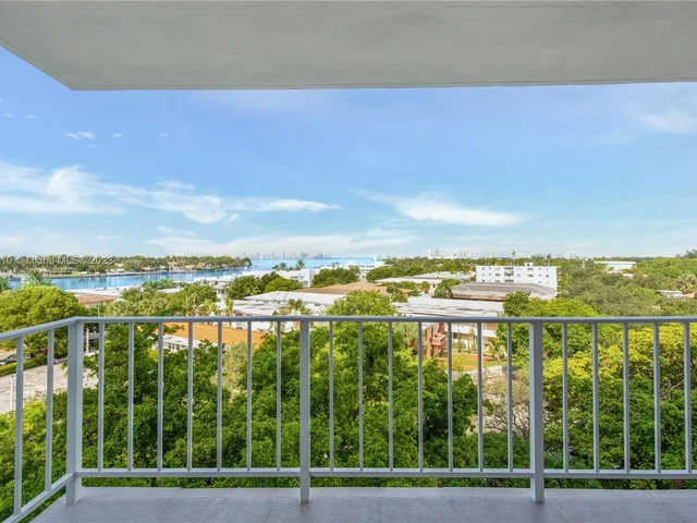 6900 Bay Dr # 6C, Miami Beach FL 33141