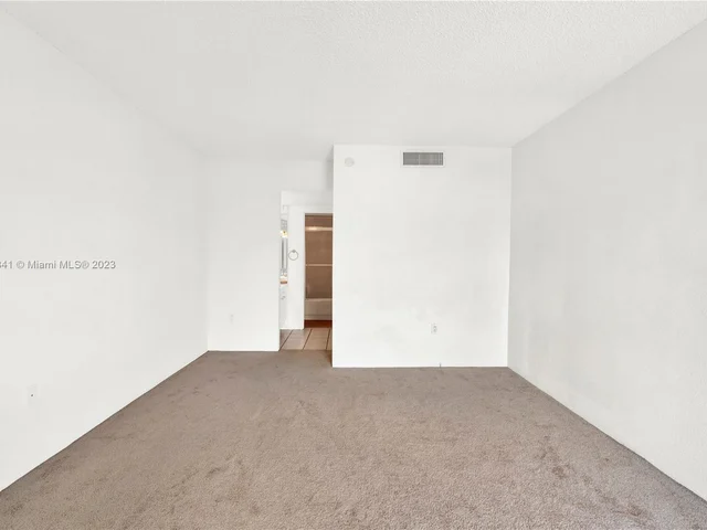 3625 N Country Club Dr # 2310, Aventura FL 33180