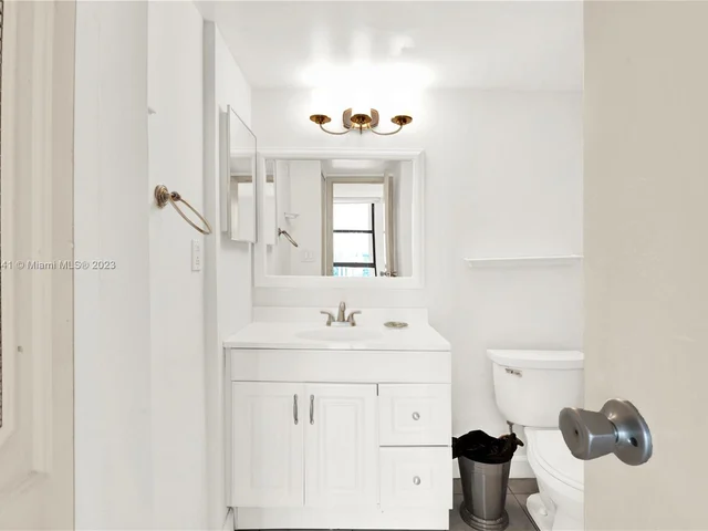 3625 N Country Club Dr # 2310, Aventura FL 33180