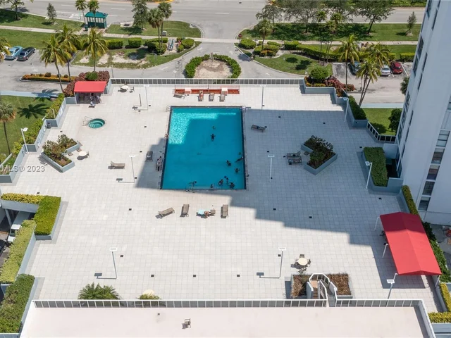 3625 N Country Club Dr # 2310, Aventura FL 33180