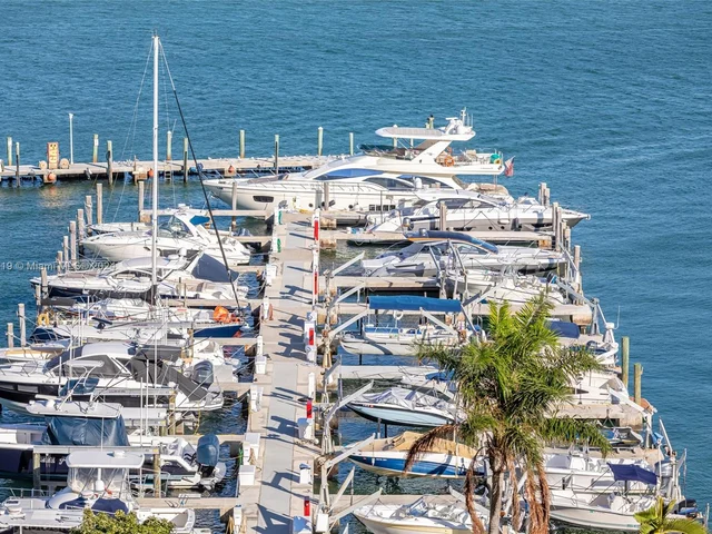 7601 E Treasure Dr # 1109, North Bay Village FL 33141