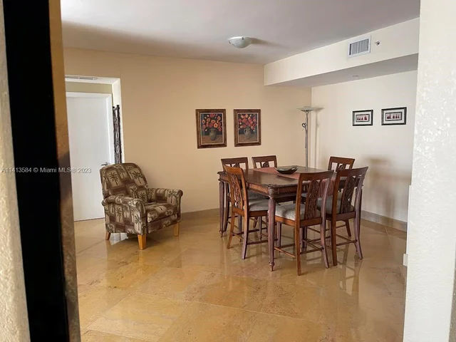 6365 Collins Ave # 2902, Miami Beach FL 33141