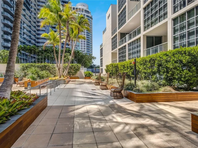 3470 E Coast Ave # H2205, Miami FL 33137