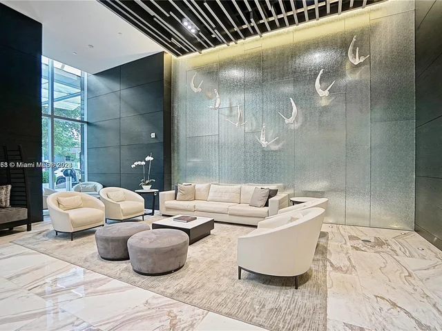 851 NE 1st Ave # 4007, Miami FL 33132