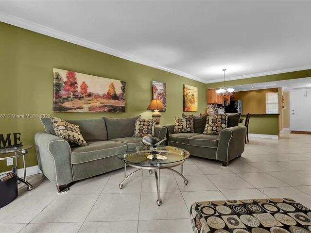 3010 N Course Dr # 310, Pompano Beach FL 33069