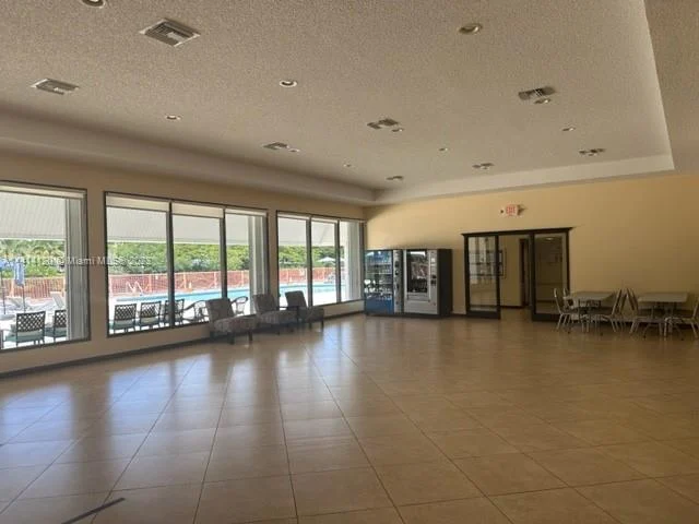 3401 N Country Club Dr # 108, Aventura FL 33180