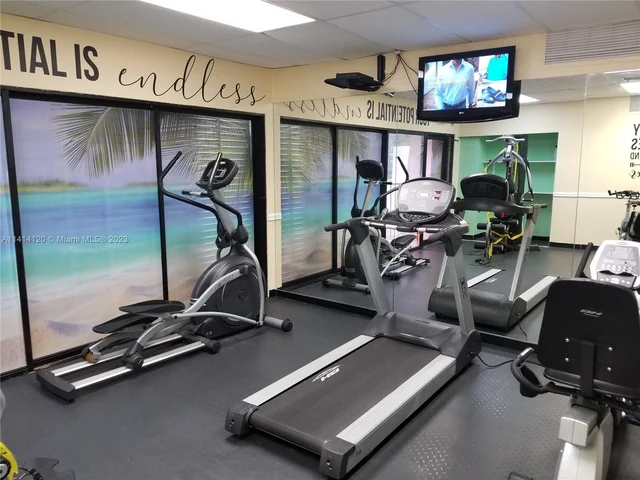 3401 N Country Club Dr # 108, Aventura FL 33180