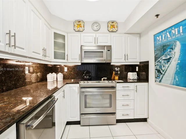 9511 Collins Ave # 1208, Surfside FL 33154