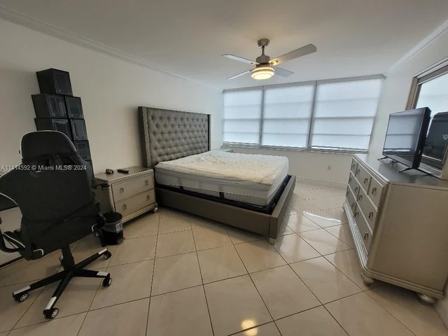 18081 Biscayne Blvd # 1102, Aventura FL 33160