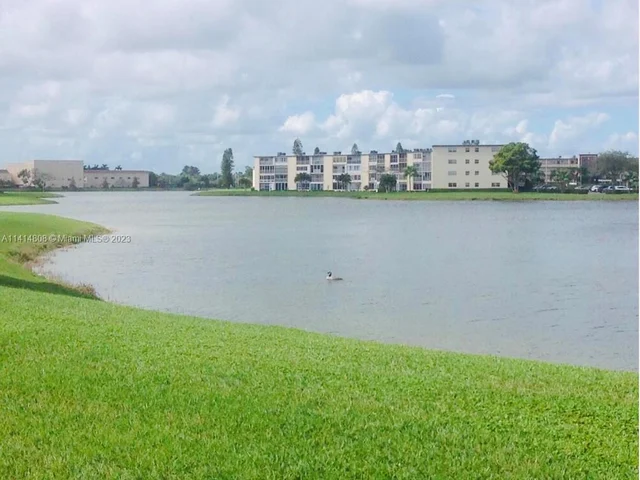 1047 Exeter # C, Boca Raton FL 33434