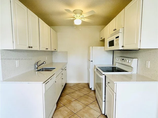 1047 Exeter # C, Boca Raton FL 33434