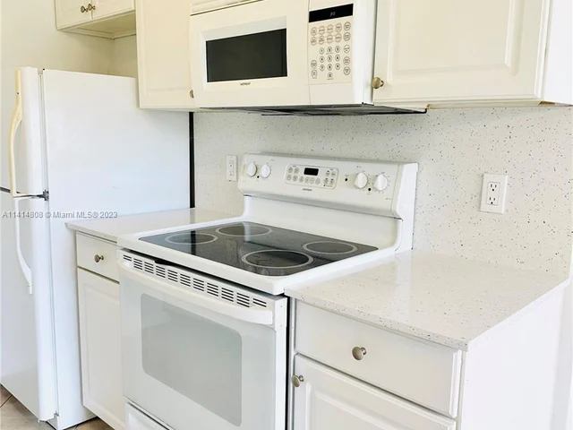 1047 Exeter # C, Boca Raton FL 33434