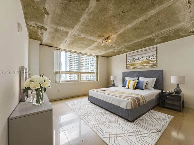 3250 NE 1st Ave # 715, Miami FL 33137