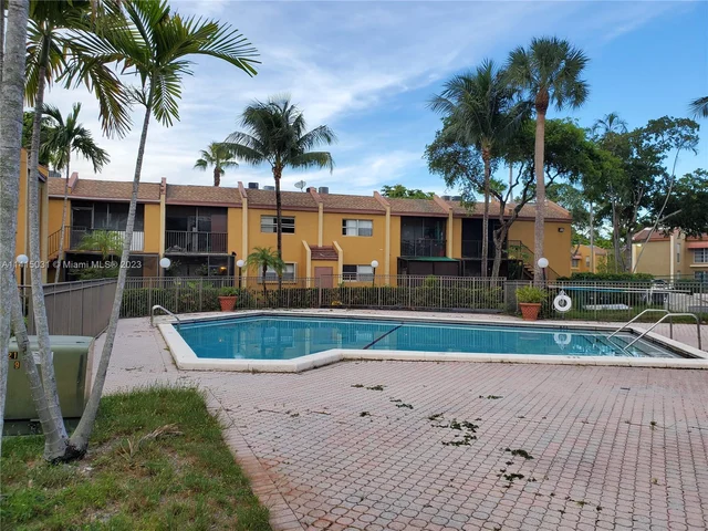 4503 Treehouse Ln # A, Tamarac FL 33319