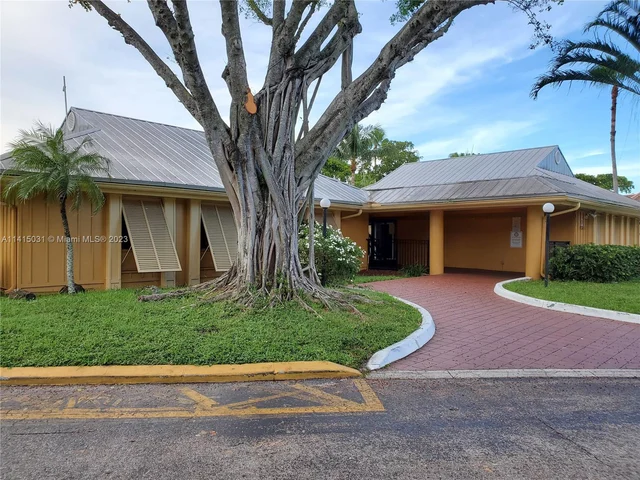 4503 Treehouse Ln # A, Tamarac FL 33319