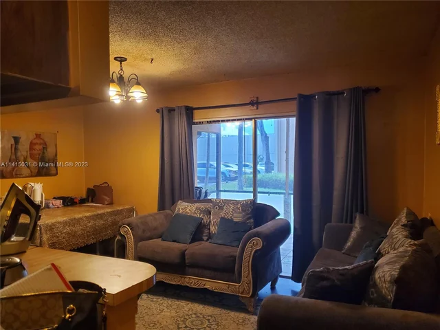 4503 Treehouse Ln # A, Tamarac FL 33319