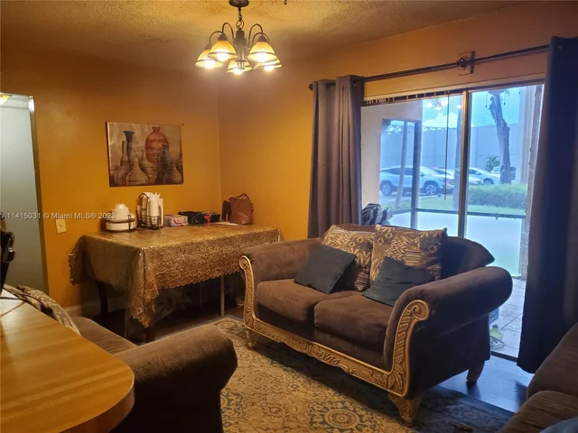 4503 Treehouse Ln # A, Tamarac FL 33319