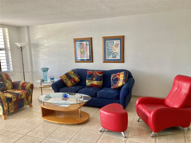 9225 Collins Ave # 1109, Surfside FL 33154