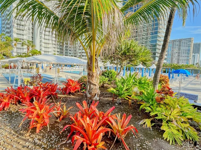 2030 S Ocean Dr # 2110, Hallandale Beach FL 33009