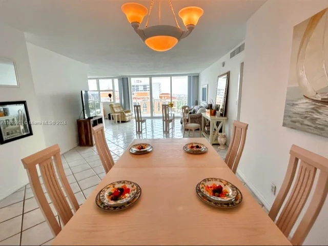2030 S Ocean Dr # 2110, Hallandale Beach FL 33009