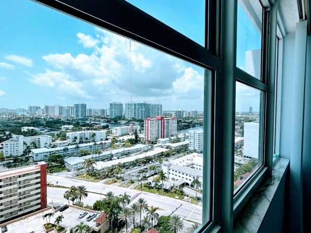 2030 S Ocean Dr # 2110, Hallandale Beach FL 33009