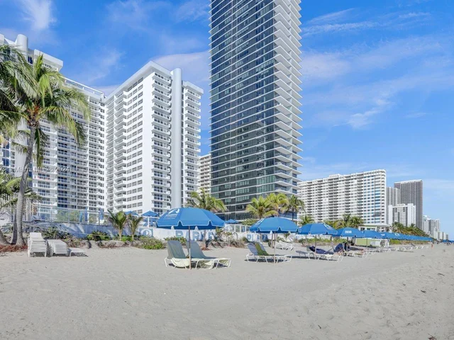 2030 S Ocean Dr # 2110, Hallandale Beach FL 33009