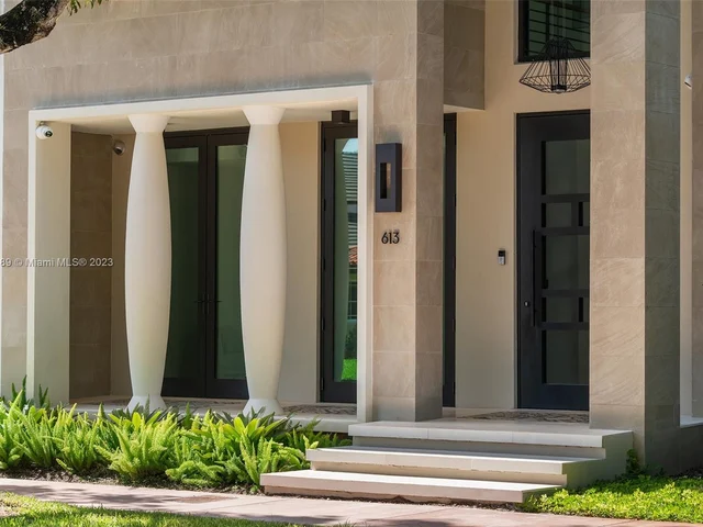 613 Almeria Ave # A, Coral Gables FL 33134