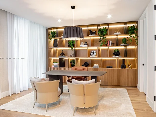 613 Almeria Ave # A, Coral Gables FL 33134