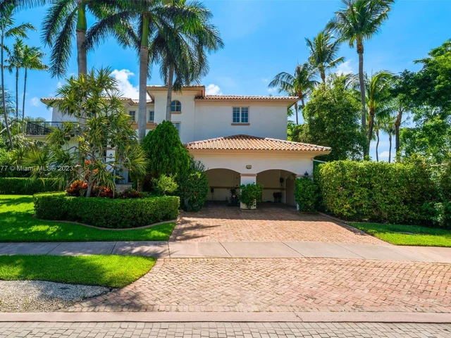 580 Harbor Drive, Key Biscayne FL 33149