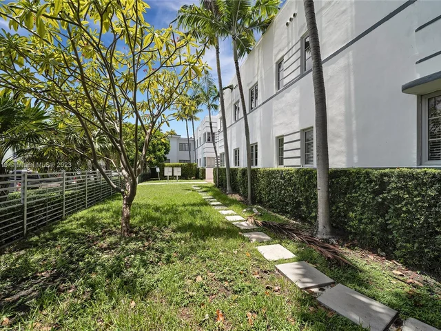 1600 Euclid Avenue # 211, Miami Beach FL 33139