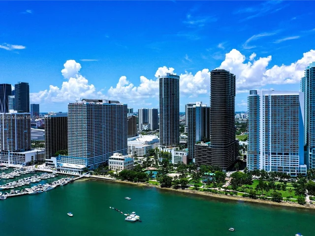 1750 N Bayshore Drive # 3208, Miami FL 33132