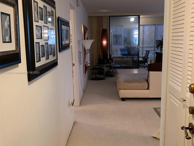 1200 Saint Charles Pl # 317, Pembroke Pines FL 33026