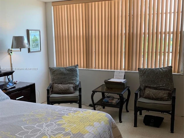 1200 Saint Charles Pl # 317, Pembroke Pines FL 33026