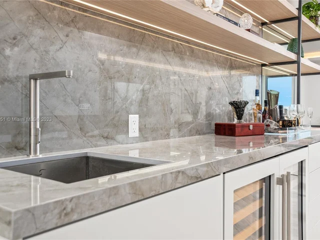 2301 Collins Ave # 1432, Miami Beach FL 33139