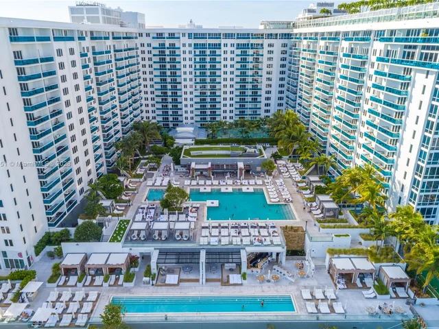 2301 Collins Ave # 1432, Miami Beach FL 33139