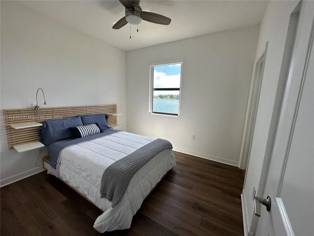 20645 NE 2nd Ct, Miami FL 33179