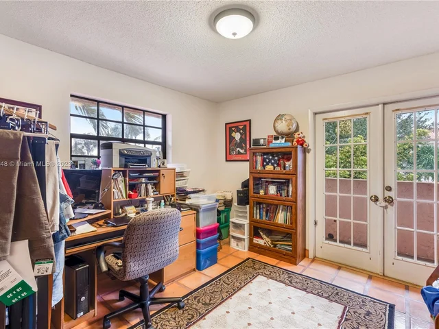 11980 SW 92nd Ln, Miami FL 33186